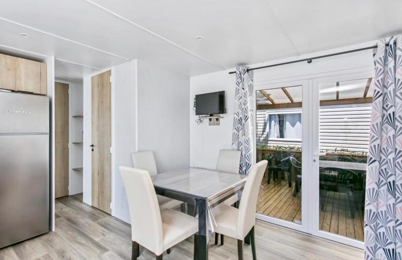 Particulier Loue Ce Mobil-Home 3 Chambres, Tout Confort Valras-Plage Exterior photo
